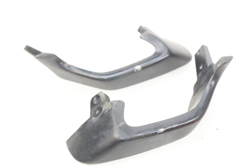 photo de MANIGLIA POSTERIORE YAMAHA FJ 3CX 1200 (1986 - 1996) - Primo piano tecnico