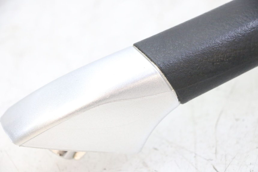 photo de MANIGLIONE SINISTRO PIAGGIO MP3 LT 300 (2010 - 2016) - Dettaglio del componente