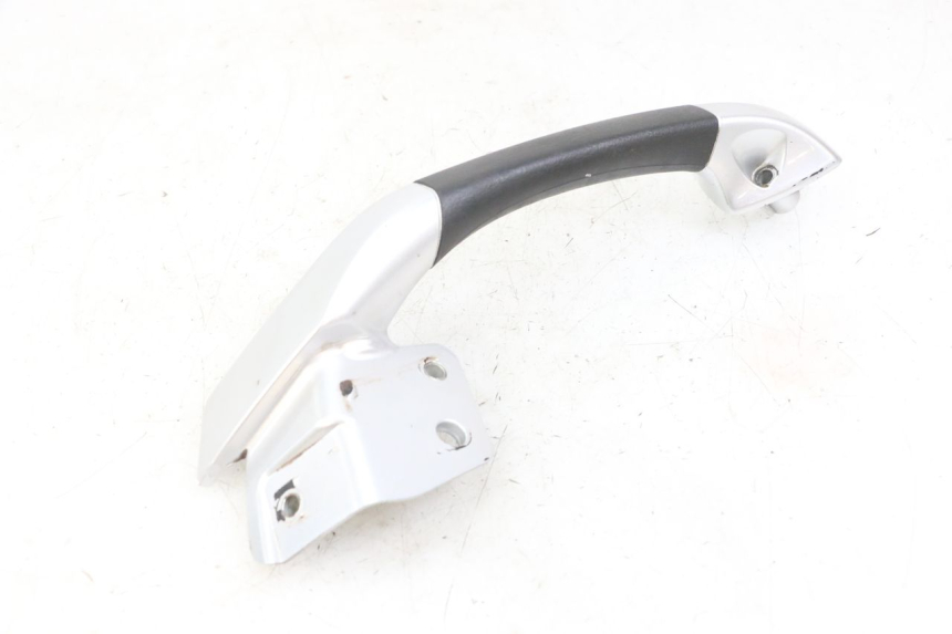 photo de MANIGLIONE SINISTRO PIAGGIO MP3 LT 300 (2010 - 2016) - Stato della superficie e materiale