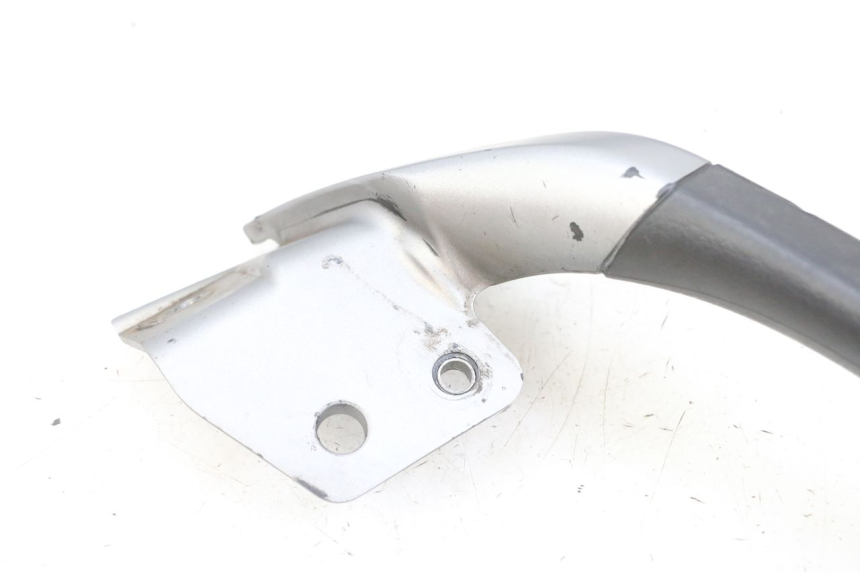 photo de MANIGLIONE SINISTRO PIAGGIO MP3 125 (2006 - 2014) - Ricambio usato controllato