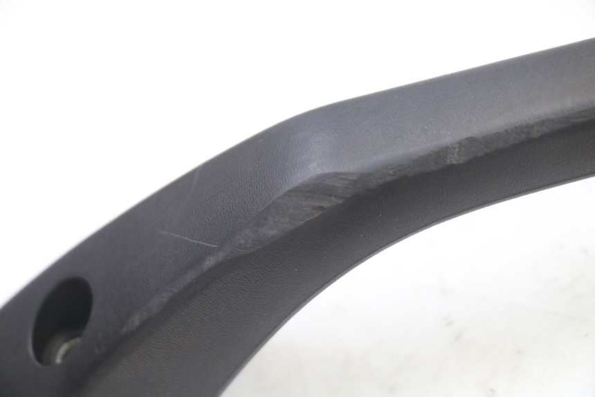 photo de MANIGLIONE SINISTRO GILERA RUNNER SP 50 (2006 - 2008) - Dettaglio del componente