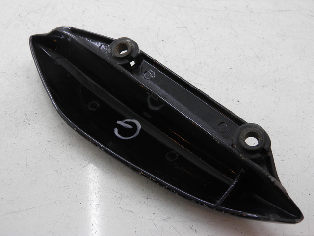 photo de MANIGLIA POSTERIORE SINISTRA SUZUKI UH BURGMAN 125 (2002 - 2006) - Vista d'insieme del prodotto