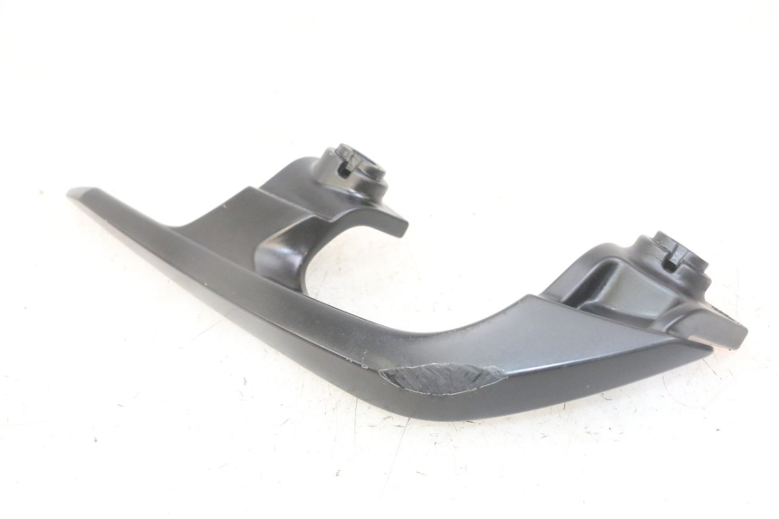 photo de MANIGLIA POSTERIORE SINISTRA YAMAHA X-MAX XMAX 125 (2010 - 2013) - Dettaglio del componente