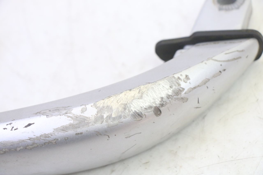 photo de MANIGLIA POSTERIORE SINISTRA YAMAHA X-MAX XMAX 250 (2006 - 2009) - Zoom sullo stato d'uso