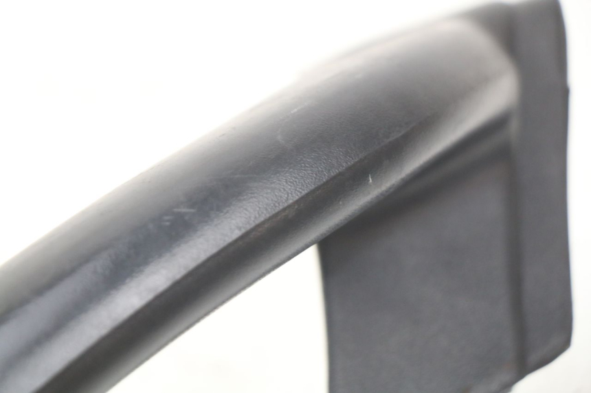 photo de MANIGLIA POSTERIORE SINISTRA PIAGGIO X9 EVOLUTION 125 (2003 - 2007) - Zoom sullo stato d'uso