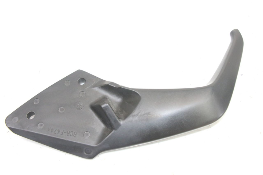 photo de MANIGLIONE SINISTRO YAMAHA TRACER 7 700 (2020 - 2024) - Primo piano tecnico