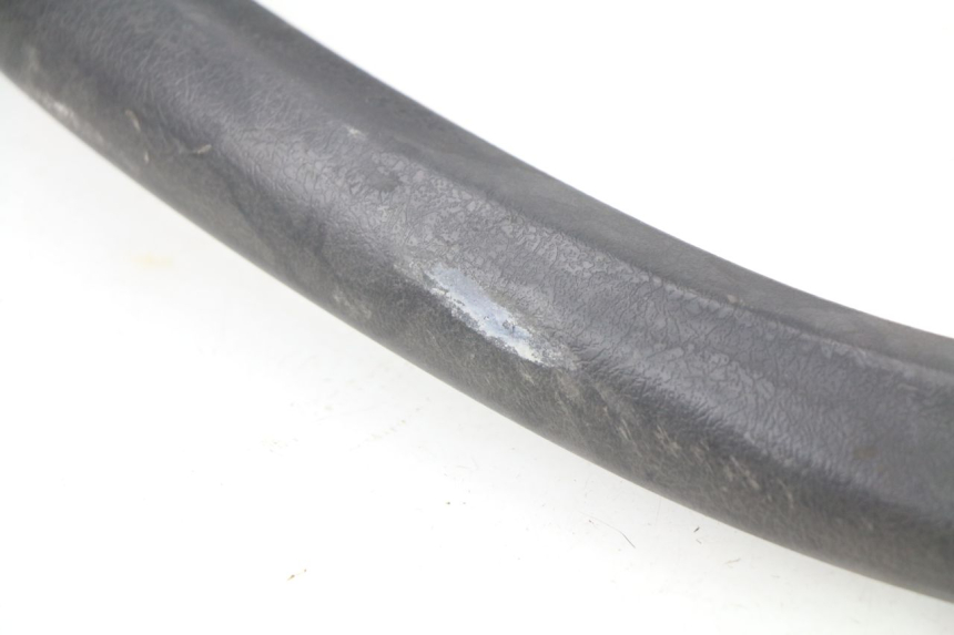 photo de MANIGLIA POSTERIORE KYMCO GRAND DINK 250 (2002 - 2007) - Primo piano tecnico