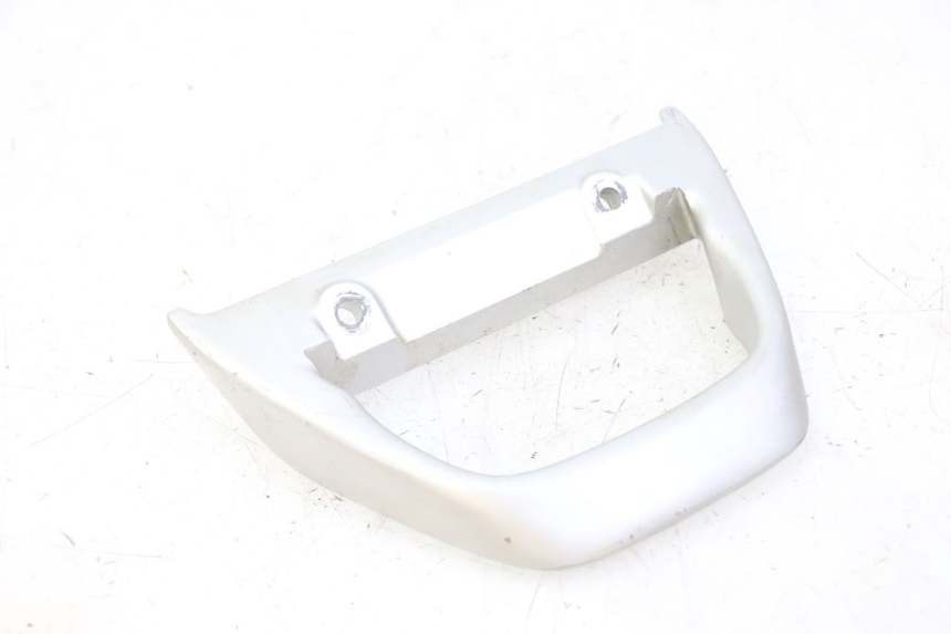photo de MANIGLIA POSTERIORE SUZUKI GS GSE 500 (2001 - 2003) - Dettagli dei punti di fissaggio