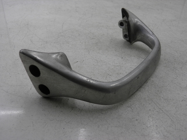 photo de MANIGLIA POSTERIORE HONDA CB SEVEN FITTY 750 (1992 - 2003) - Altra angolazione