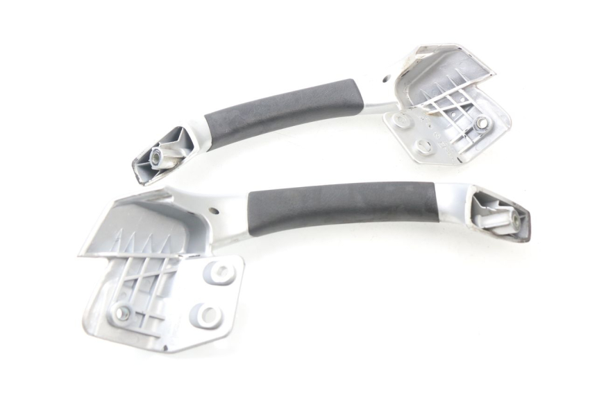 photo de MANOPOLE POSTERIORI PIAGGIO MP3 LT 300 (2010 - 2016) - Dettaglio del componente