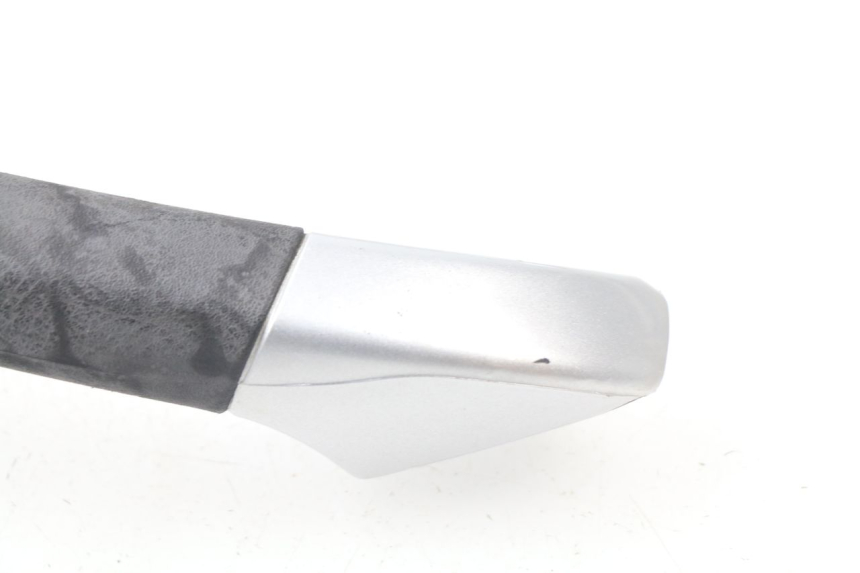 photo de MANOPOLE POSTERIORI PIAGGIO MP3 LT 300 (2010 - 2016) - Vista d'insieme del prodotto