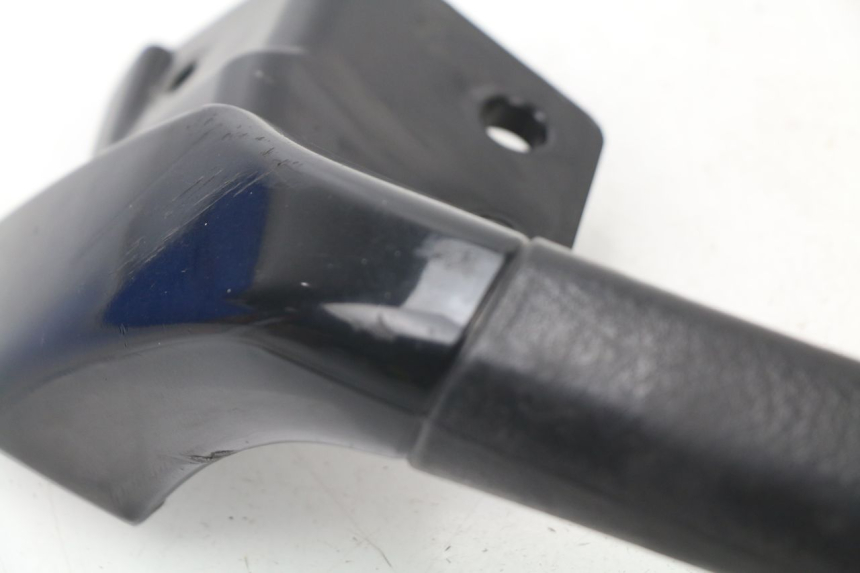 photo de MANIGLIA POSTERIORE PIAGGIO MP3 LT 400 (2007 - 2012) - Dettaglio del componente