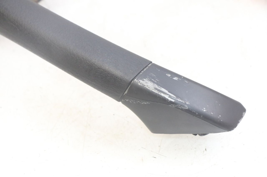 photo de MANIGLIA POSTERIORE PIAGGIO MP3 LT 400 (2007 - 2012) - Vista d'insieme del prodotto