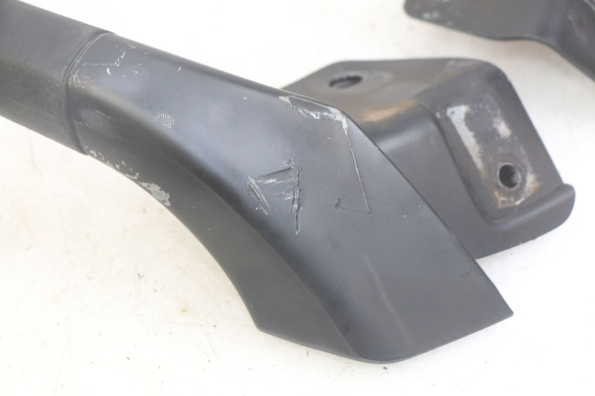 photo de MANIGLIA POSTERIORE PIAGGIO MP3 LT 400 (2007 - 2012) - Ricambio usato controllato