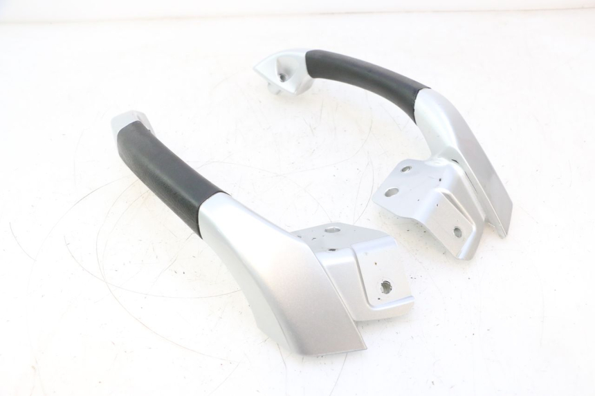 photo de MANOPOLE POSTERIORI PIAGGIO MP3 LT 300 (2010 - 2016) - Vista principale