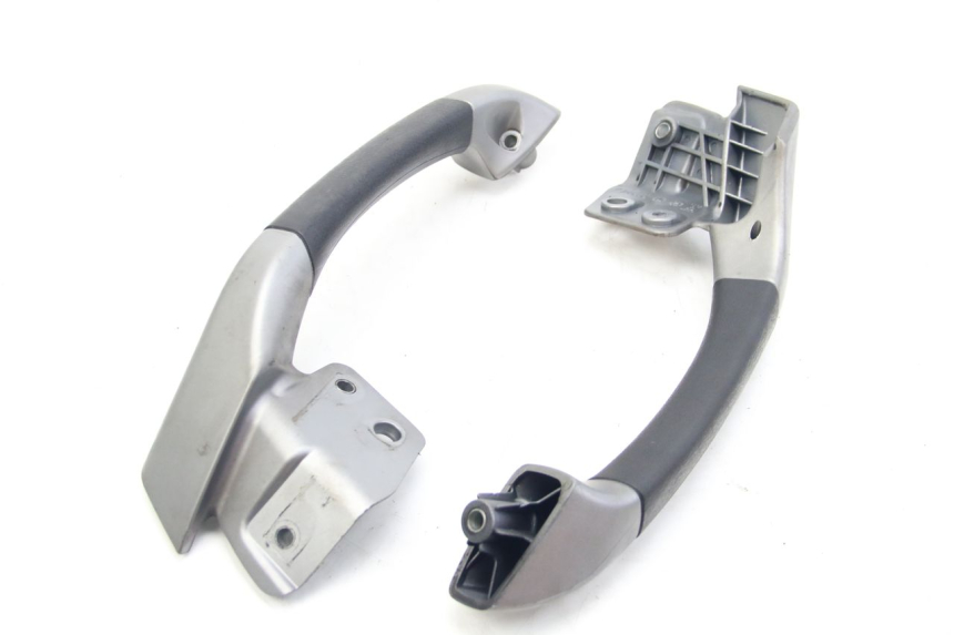 photo de MANIGLIA POSTERIORE PIAGGIO MP3 125 (2006 - 2014) - Vista principale