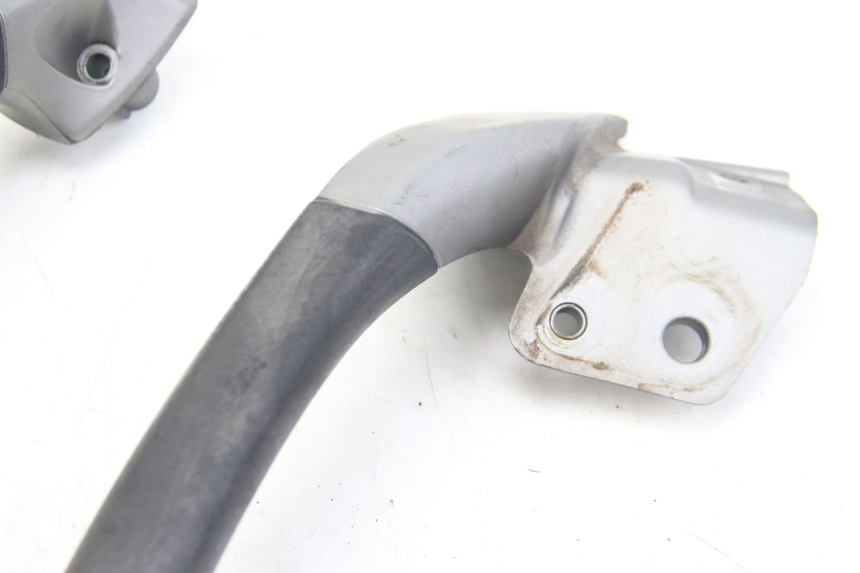 photo de MANIGLIA POSTERIORE PIAGGIO MP3 125 (2006 - 2014) - Vista d'insieme del prodotto