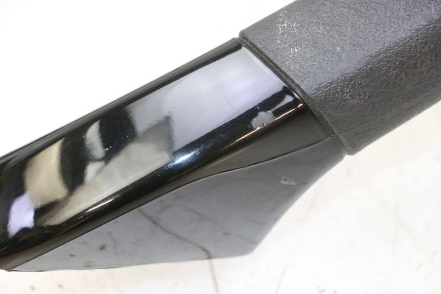 photo de MANIGLIONE PIAGGIO MP3 500 (2011 - 2015) - Marcature e riferimenti originali