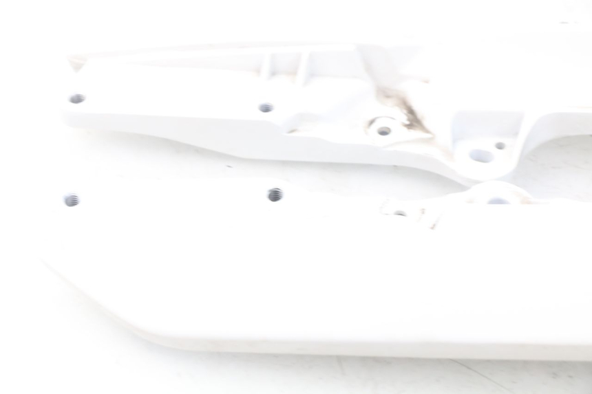 photo de MANIGLIA POSTERIORE MBK MW TRYPTIK 125 (2017 - 2022) - Caratteristiche distintive