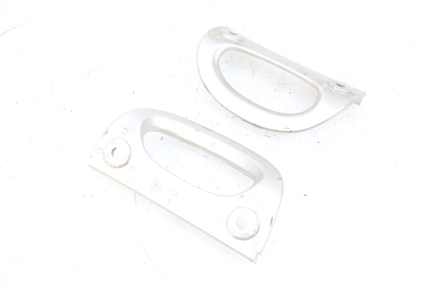 photo de MANIGLIONE YAMAHA NEO'S NEOS 2T 50 (1998 - 2007) - Dettagli dei punti di fissaggio