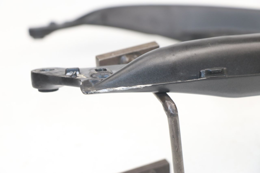 photo de MANIGLIA POSTERIORE HONDA PCX (JF28) 125 (2009 - 2011) - Dettaglio del componente