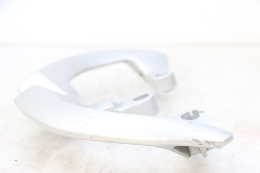 photo de MANIGLIA POSTERIORE PEUGEOT VIVACITY 125 (2010 - 2017) - Primo piano tecnico