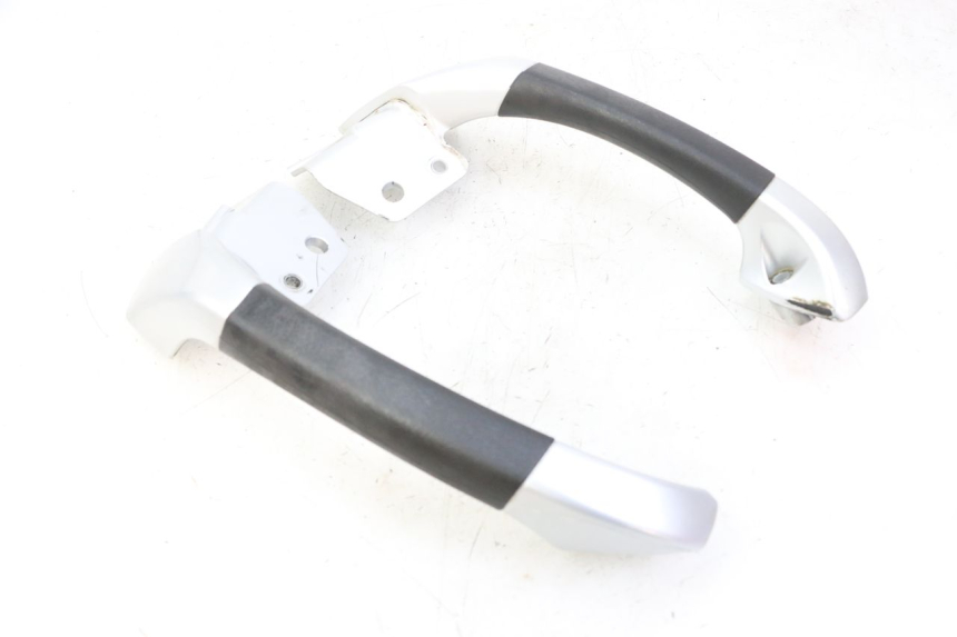 photo de MANIGLIA POSTERIORE PIAGGIO MP3 LT 400 (2007 - 2012) - Altra angolazione