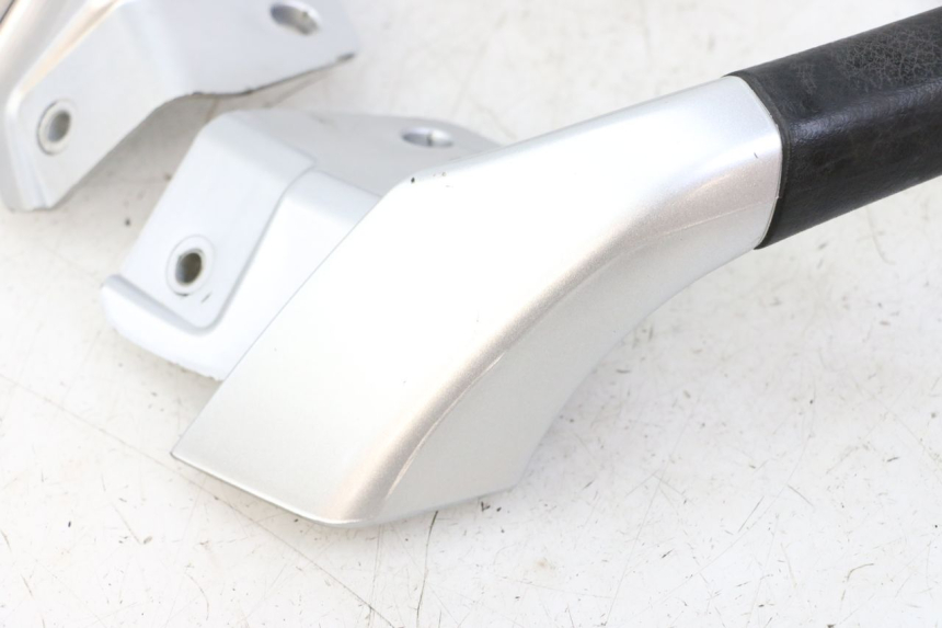 photo de MANIGLIA POSTERIORE PIAGGIO MP3 LT 400 (2007 - 2012) - Ricambio usato controllato