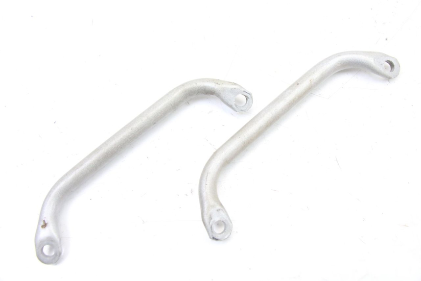 photo de MANIGLIA POSTERIORE PIAGGIO VESPA GRANTURISMO 125 (2003 - 2007) - Altra angolazione