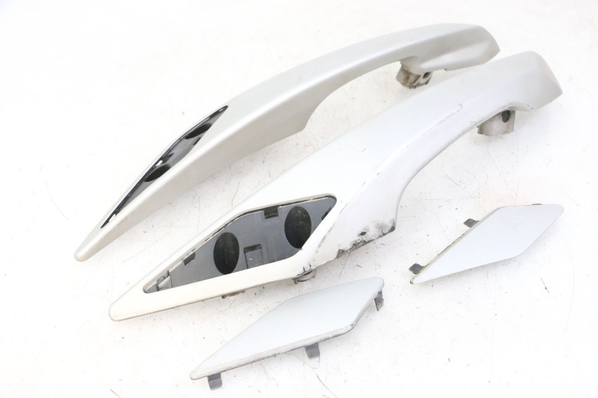 photo de MANIGLIONE PEUGEOT SATELIS 125 (2013 - 2018) - Vista principale