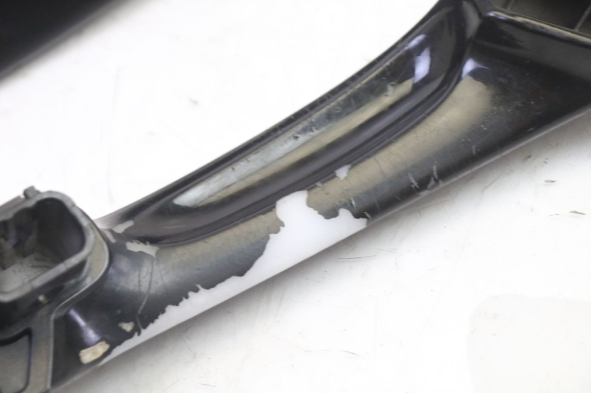 photo de MANIGLIONE PEUGEOT SATELIS 125 (2013 - 2018) - Ricambio usato controllato