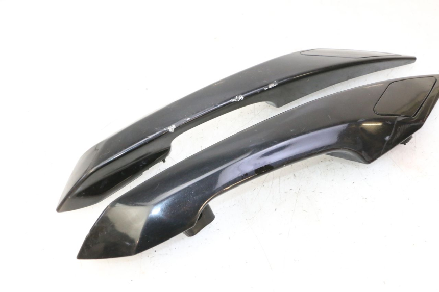 photo de MANIGLIONE PEUGEOT SATELIS 125 (2013 - 2018) - Ricambio usato controllato