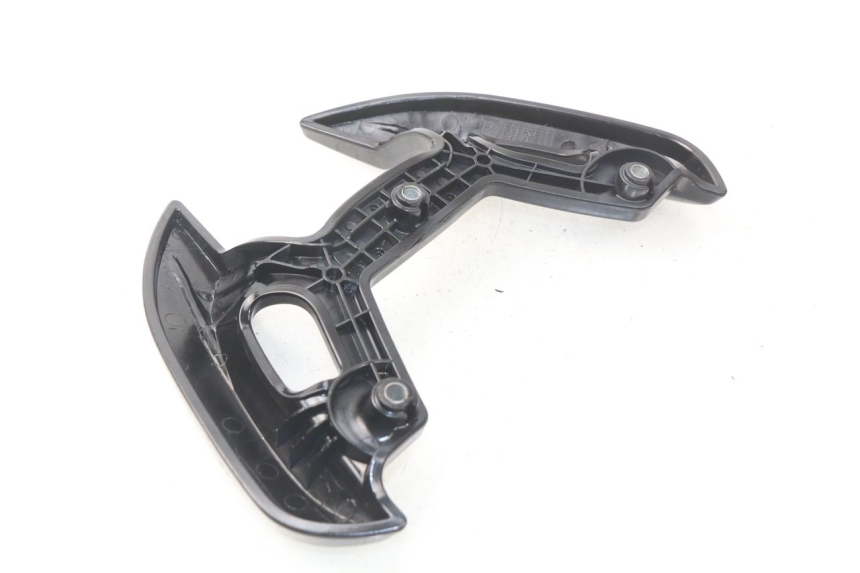 photo de Manopola posteriore APRILIA SR 2T 50 (2018 - 2022) - Primo piano tecnico
