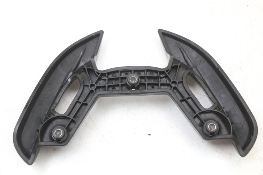 photo de Manopola posteriore APRILIA SR 2T 50 (2018 - 2022) - Dettagli dei punti di fissaggio