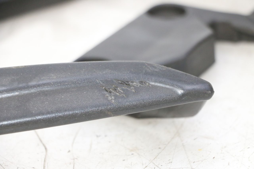 photo de MANIGLIA POSTERIORE APRILIA SR R 2T LC 50 (2018 - 2021) - Altra angolazione