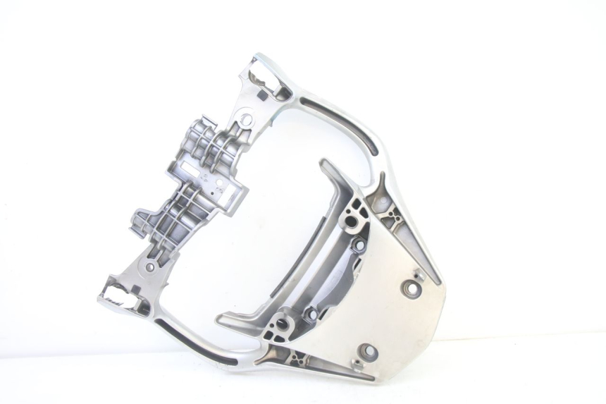 photo de MANIGLIONE HONDA ST PAN EUROPEAN 1300 (2002 - 2013) - Dettagli dei punti di fissaggio