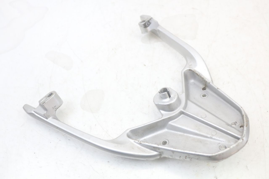 photo de MANIGLIONE KYMCO SUPER 8 125 (2008 - 2015) - Primo piano tecnico