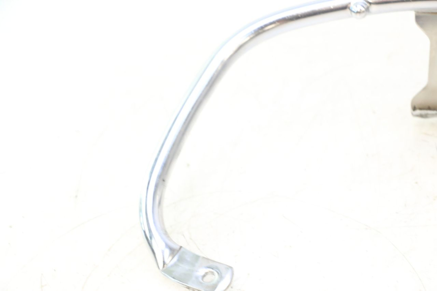 photo de MANIGLIA POSTERIORE PIAGGIO VESPA LX 2T 50 (2005 - 2013) - Stato della superficie e materiale
