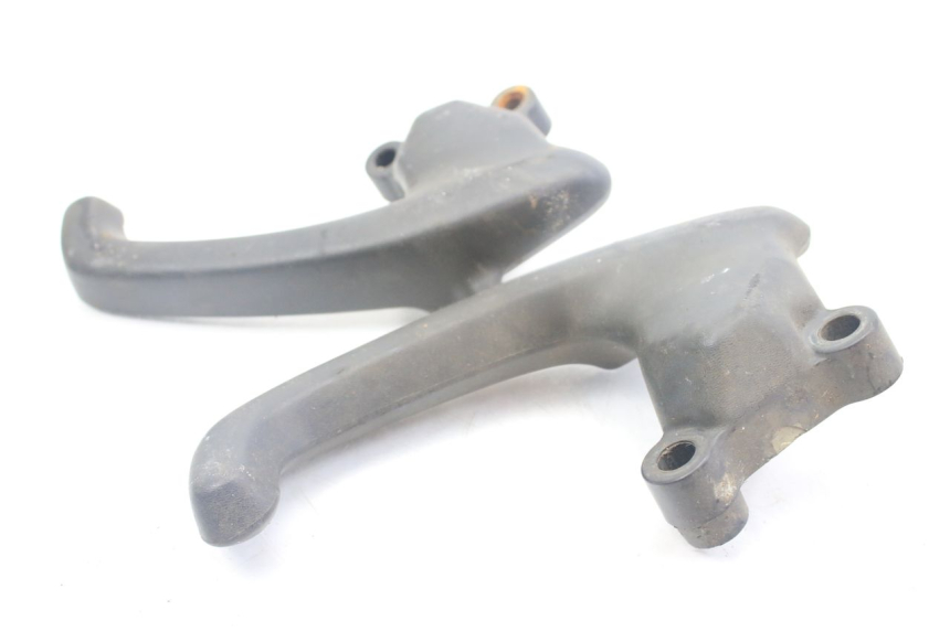 photo de MANIGLIONE HONDA VFR VTEC RC46 800 (2002 - 2013) - Zoom sullo stato d'uso