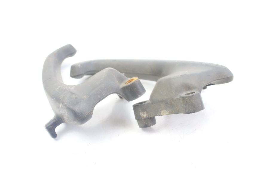 photo de MANIGLIONE HONDA VFR VTEC RC46 800 (2002 - 2013) - Primo piano tecnico