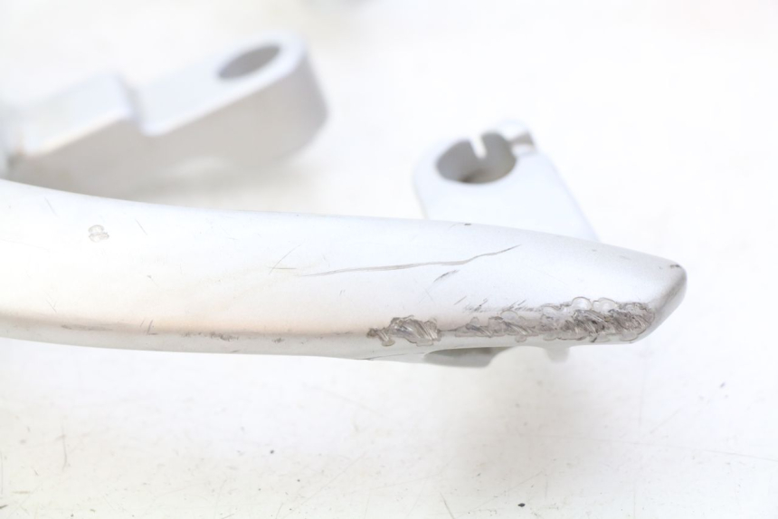 photo de MANIGLIA POSTERIORE PEUGEOT VIVACITY NEW 2T 50 (2008 - 2017) - Dettaglio del componente