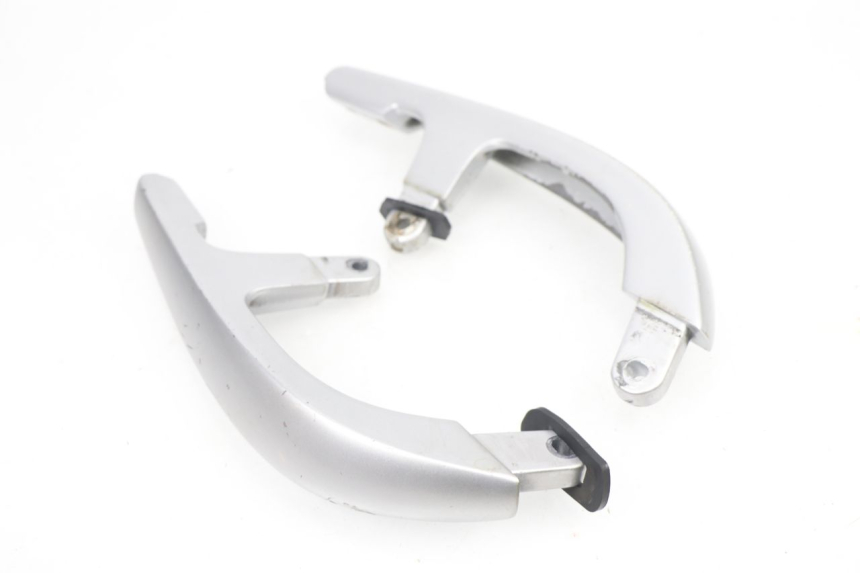 photo de MANIGLIA POSTERIORE YAMAHA XMAX X-MAX 125 (2006 - 2009) - Vista principale