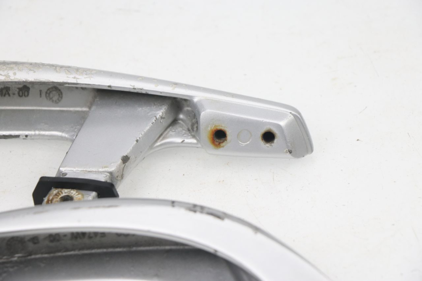 photo de MANIGLIA POSTERIORE YAMAHA XMAX X-MAX 125 (2006 - 2009) - Zoom sullo stato d'uso