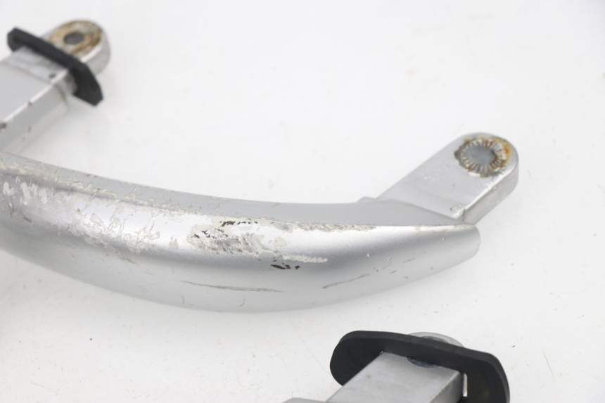 photo de MANIGLIA POSTERIORE YAMAHA XMAX X-MAX 125 (2006 - 2009) - Ricambio usato controllato