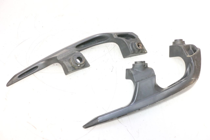 photo de MANIGLIA POSTERIORE YAMAHA X-MAX XMAX 125 (2010 - 2013) - Marcature e riferimenti originali