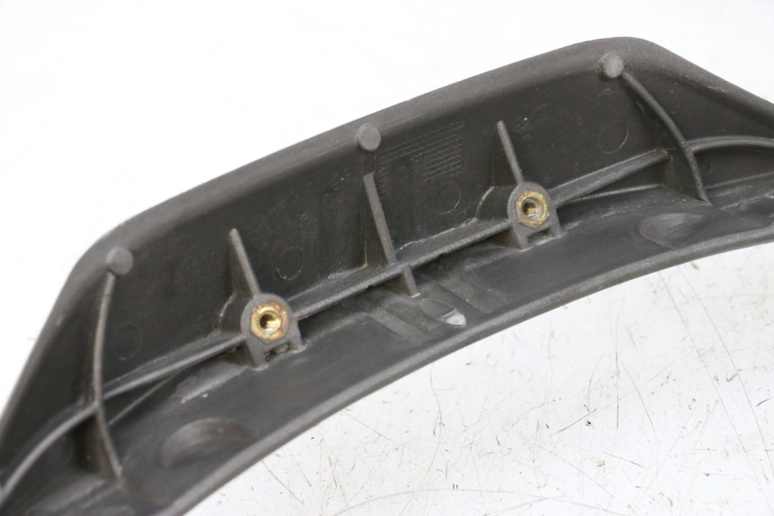 photo de MANIGLIA POSTERIORE PIAGGIO X8 125 (2004 - 2007) - Zoom sullo stato d'uso