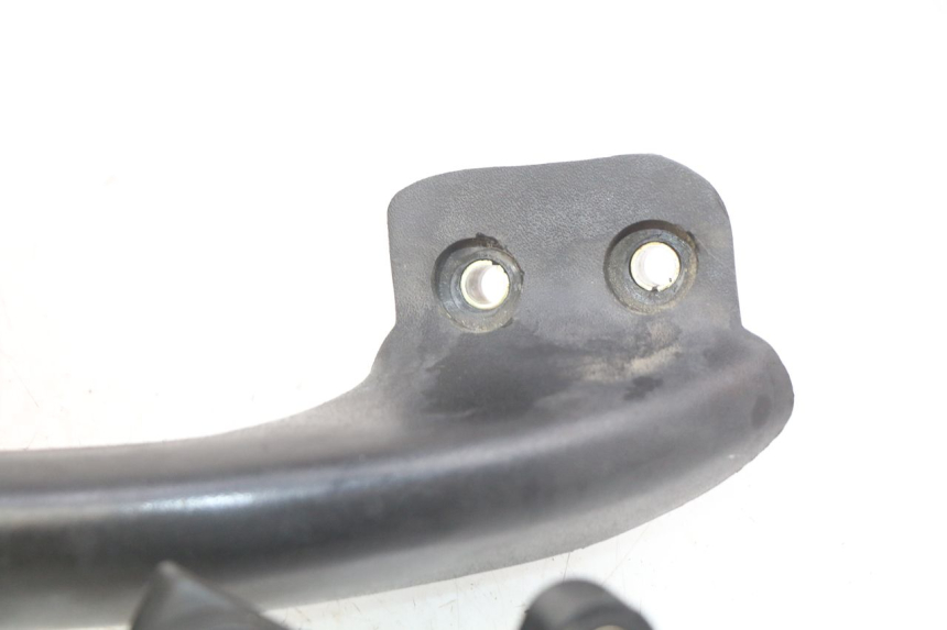 photo de MANIGLIA POSTERIORE PIAGGIO X9 EVOLUTION 125 (2003 - 2007) - Stato della superficie e materiale