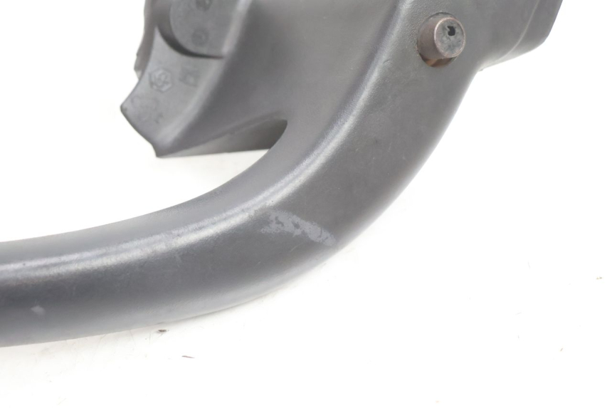 photo de MANIGLIA POSTERIORE PIAGGIO X9 EVOLUTION 125 (2003 - 2007) - Primo piano tecnico