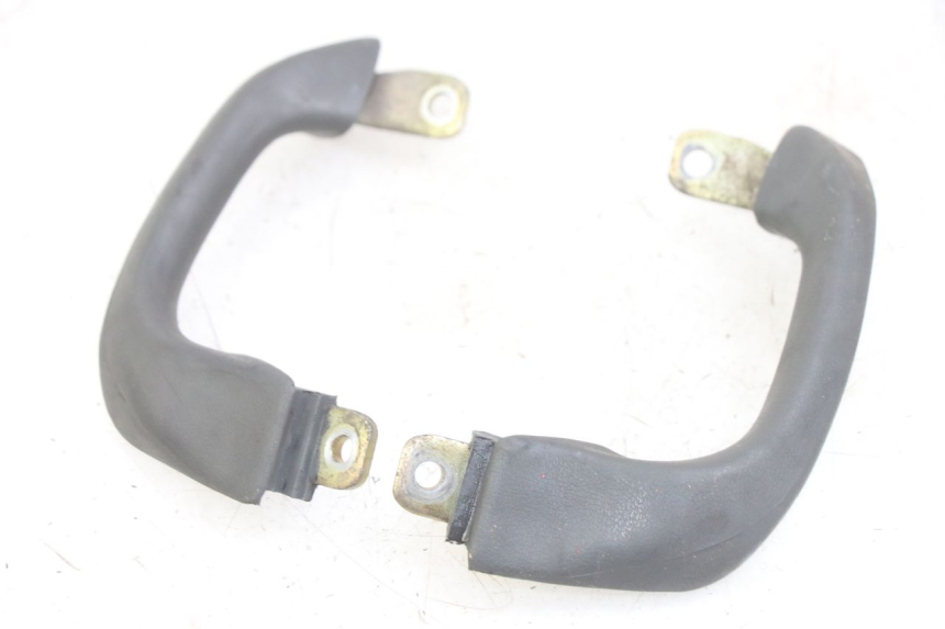 photo de MANIGLIA POSTERIORE YAMAHA XJN DIVERSION 600 (2000 - 2003) - Zoom sullo stato d'uso