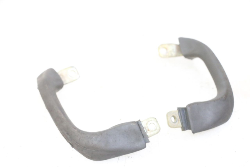 photo de MANIGLIA POSTERIORE YAMAHA XJN DIVERSION 600 (2000 - 2003) - Dettaglio del componente